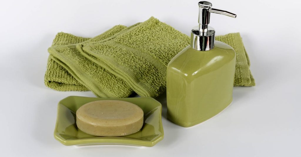 découvrez nos serviettes douces et absorbantes, parfaites pour offrir un confort chaleureux après la douche ou le bain. idéales pour votre salle de bain, elles allient style et qualité pour un moment de détente inégalé.
