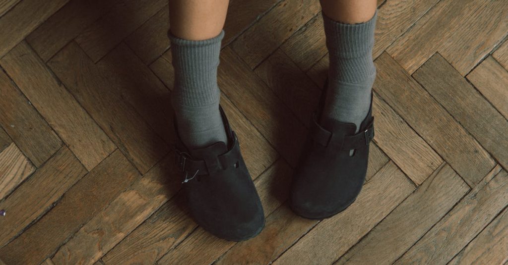 découvrez le confort inégalé des sandales birkenstock, alliant soutien ergonomique et style intemporel. parfaites pour toutes les saisons, ces chaussures iconiques vous offrent une expérience de marche exceptionnelle. explorez notre collection et marchez avec style !